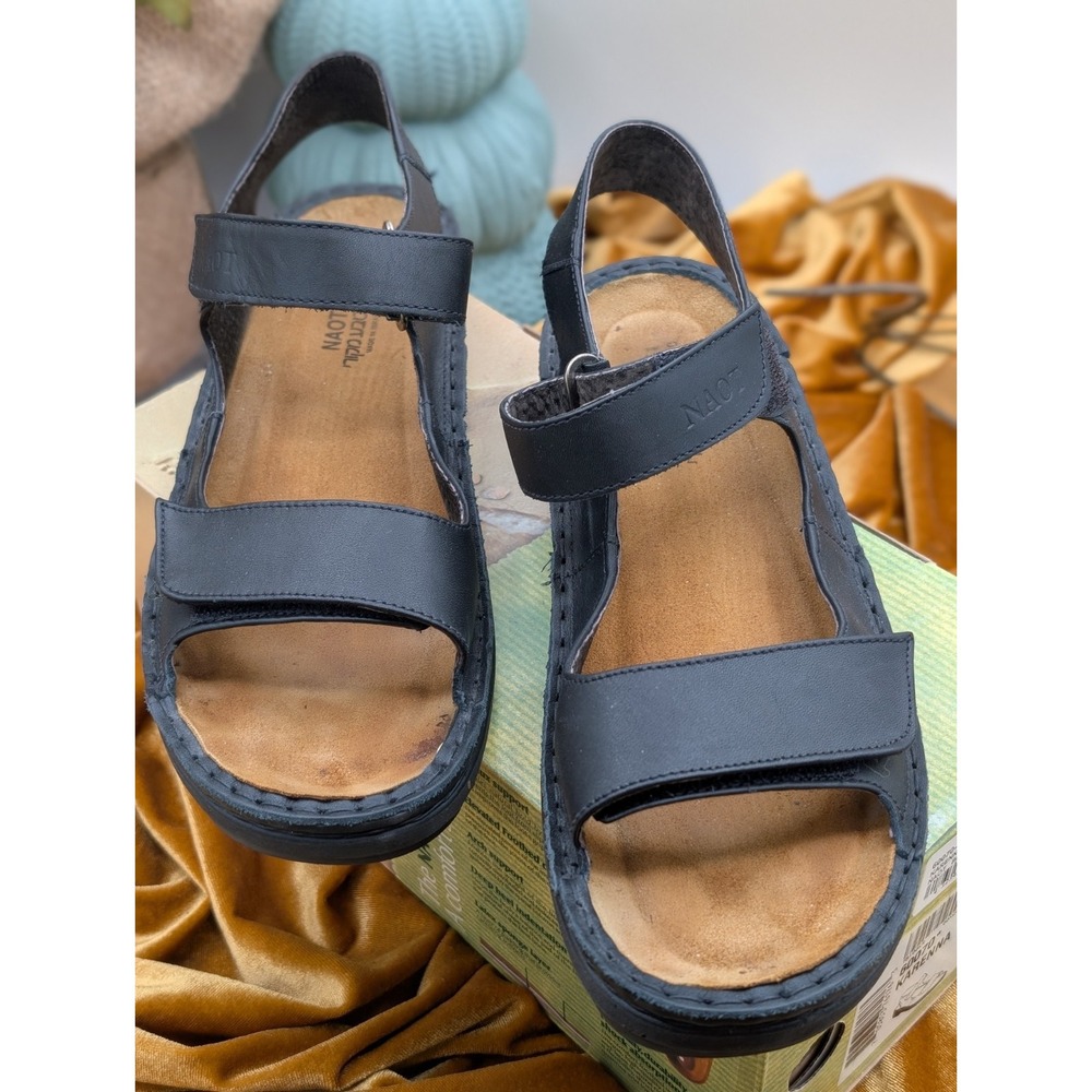 Naot Karenna Matt Black Leather Sandals Womens Size 41 US 10 Comfort Shoes Box